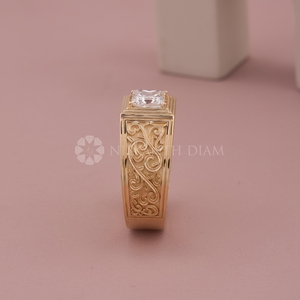 Bague en diamant taille radiant style luxe, or jaune, diamant de laboratoire, bijoux fins pour homme - Product Image 4