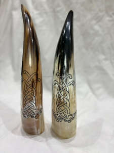 Corne à boire viking religieuse polie vintage, artisanat naturel de style animal fait à la main en Inde pour les cadeaux de mariage en gros - Product Image 4