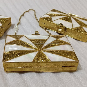 LuxuryHot Selling Mother of Pearl inlay Handcrafted Clutch Base de metal a precio asequible por RF Crafts - Product Image 4