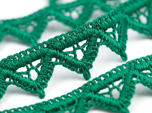 Dentelle fantaisie géométrique guipure vert émeraude 10 mm, écologique, personnalisable, OEM disponible, emballage de 20 mètres, pour bandeaux et poupées - Product Image 4