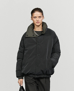 Chaqueta Acolchada Negra de Cuello Alto para Mujer, Talla XL, Hecha a Medida, con Botones, Impermeable, Gruesa, de Cuero Vacuno, para Invierno - Product Image 1