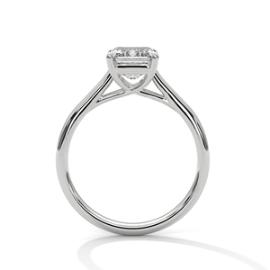 แหวนหมั้นเพชรทรงเอเมอรัลด์คัท เพชรเลี้ยงในห้องปฏิบัติการ ทองคำขาว 14K ระดับ EF VVS รับรองโดย IGI เครื่องประดับเจ้าสาวหรูหราแบบโซลิแทร์ ปรับแต่งได้ - Product Image 4