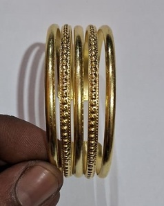 Brazalete de latón dorado con banda ancha para colecciones de boutique y accesorios de moda para mujer - Product Image 5