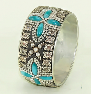 Southwestern Turquoise Metal <b>Napkin</b> Rings Set Of 4 <b>Silver</b> Floral Table Decor For Wedding Use And Dining Use - Product Image 4