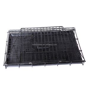 Cande per cani moderne e durevoli all'ingrosso con scatola di vassoio di plastica per imballaggio in gabbia di metallo nero inclinato per un comodo trasportino da viaggio - Product Image 3