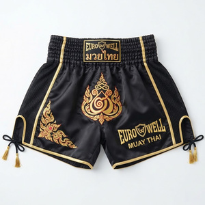 Pantalones Cortos de Muay Thai Personalizados al por Mayor con Logotipo Bordado en Satén Transpirable para Hombre, Pantalones Cortos Cargo de Artes Marciales y Kickboxing, Largos hasta la Rodilla - Product Image 1