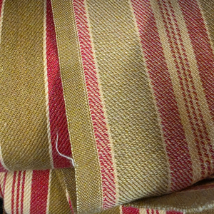 Tissu d'ameublement décoratif tissé au mètre, rayé rouge olive crème, 54 pouces de large, textile durable pour meubles et décoration intérieure - Product Image 2