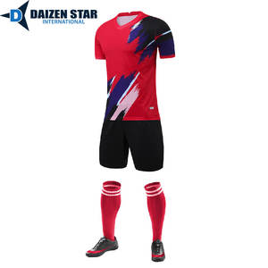 Uniforme de Fútbol DAIZEN 100% Poliéster Transpirable Antibacterial con Protección UV de Secado Rápido Manga Corta Personalizable con Nombres y Números de Equipo - Product Image 6
