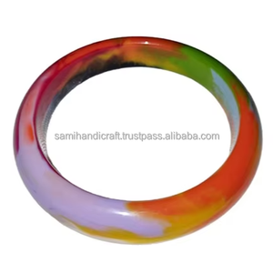 Brazalete de Resina de Color Personalizable para Mujer, Estilo Clásico con Perlas y Diamantes, Certificado por IGI para Aniversarios - Product Image 4