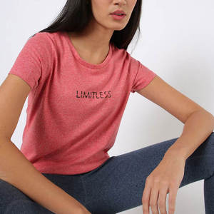 T-shirt court graphique personnalisé pour femme – Coupe décontractée, printemps, écologique, doux, respirant, tendance - Product Image 2