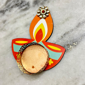 Porte-bougie décoratif pour bougies chauffe-plat avec fleur ornée de pierres - Diya en bois coloré pour Diwali, mariages et décoration festive de la maison - Product Image 4
