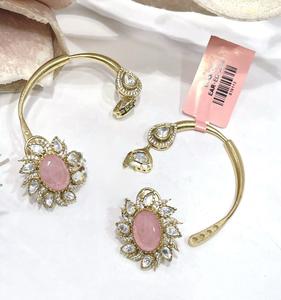 ต่างหูทองเหลืองคุณภาพสูง ดีไซน์น่ารัก ประดับเพชรซิร์คอนระยิบระยับ สามารถถอดออกได้ เหมาะสำหรับงานเลี้ยงตอนเย็น แฟชั่นทันสมัยสำหรับผู้หญิง - Product Image 2