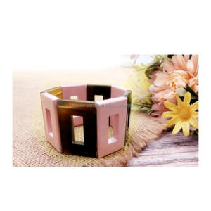 Pulseras de cuerno de piezas rectangulares clásicas Premium | Pulsera de cuerno curvo de lado abierto con forma clásica | Joyería tribal étnica - Product Image 1