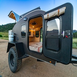 Caravane confortable en forme de larme, légère, pour le voyage, avec un grand espace de couchage, une cuisine compacte et des solutions de rangement - Product Image 1