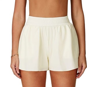 Shorts Bermuda Tricotés Tendance pour Femmes, Taille Haute Élastique, Couleur Unie, Séchage Rapide, Respirant, Coupe Classique, OEM - Product Image 1