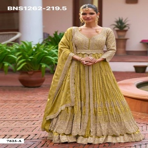 Collection Premium : Ensemble Anarkali Évasé Semi-Cousu en Soie Chinon Brodé avec Cordon Zari - Lehenga - Dupatta - Mode Féminine - Product Image 1