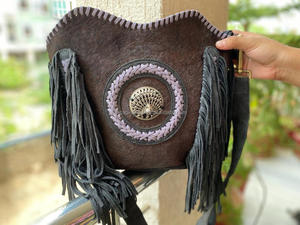New Western Style Hair on Hide Fur Suede Leather Fringe Bag High Quality <b>Boho</b> Women Fur Leather Unique Middle Concho Fringe Bags - Product Image 4