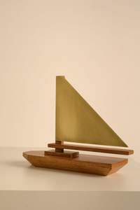Modèle de bateau en bois décoratif nautique, thème côtier, pièce d'art artisanale pour présentation à la maison sur étagères - Product Image 5