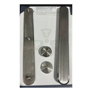 Tira y perno táctiles de acero inoxidable |   Acabado Pulido de Primera Calidad Grado 304/316 con Diseño Moderno Fabricado en India - Product Image 1