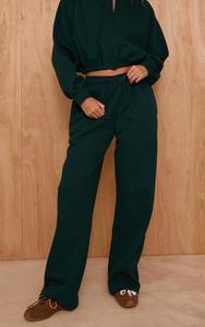 ชุดเซ็ตเสื้อครอปท็อปและกางเกงขายาวสไตล์ล่าสุด ราคาประหยัด สำหรับผู้หญิง ชุดลำลองแนวสปอร์ต ขายส่ง - Product Image 4