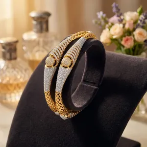 Fantaisie à la mode or blanc finition avec AD pierres Look deux ensemble de bracelets élégants bracelets ensemble pour les femmes pour les vêtements de mariage - Product Image 1