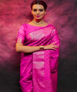 Sari de Seda Rosa, Estilo Banarasi, con Patrón en el Borde, Vestido Largo para Mujer, Traje Tradicional Indio para Bodas - Product Image 1