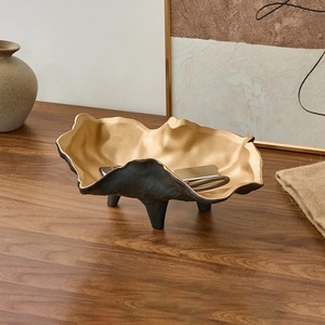 ชามผลไม้โลหะทำมือสไตล์โมเดิร์น ขัดเงาสีทอง ของตกแต่งบ้าน - Product Image 1