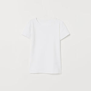 Conçu pour un confort quotidien et un style décontracté, t-shirt oversize pour femmes, t-shirt oversize de style streetwear haut de gamme pour femmes - Product Image 6