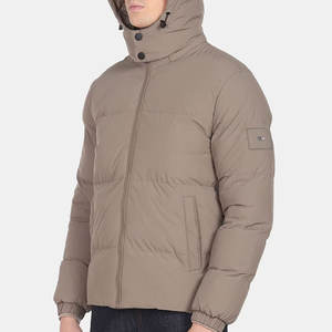 Veste matelassée pour homme avec logo personnalisé en gros, fermeture éclair et capuche, très chaude en hiver, avec services OEM ODM - Product Image 2