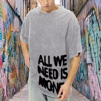 T-shirt en coton à manches courtes surdimensionné pour homme, col rond, imprimé, style jersey, avec la phrase « All We Need Is Money »