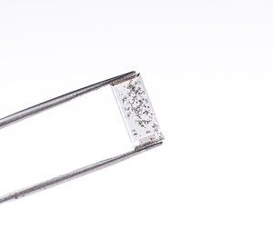 เพชรทรงบาแกตต์แบบเกลือและพริกไทย น้ำหนัก 1.50 กะรัต ยี่ห้อ OM GEMS ราคาขายส่ง เพชรเพาะเลี้ยงในห้องปฏิบัติการ เพชรเม็ดเดี่ยว รับสั่งทำตามแบบ สำหรับผู้ผลิตเครื่องประดับ - Product Image 3