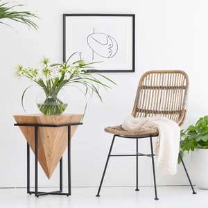 Mesa auxiliar Vandana Lyra Arista de madera de acacia y metal - Product Image 5