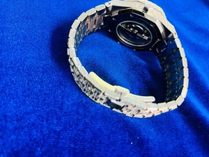 Reloj Automático para Hombre de Plata de Ley 925 con Oro Amarillo de 18K, Esfera con Diamantes de Moissanita y Cristal, Movimiento de Cuarzo - Product Image 3