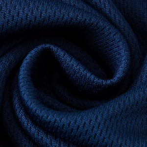 Ensemble de t-shirts et shorts de sport durables, confortables et à séchage rapide pour la gym, comprenant un haut de compression et un short assorti - Product Image 5