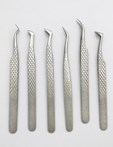 Pinzas Profesionales de Acero Inoxidable para Cejas, Coloridas, con Punta Inclinada, Estuche de 4 Unidades, Etiqueta Privada Personalizada, Ecológicas y Cómodas - Product Image 1