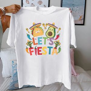 Taco Sombrero Festivo Ilustración de inspiración mexicana Camiseta cómoda de algodón puro para mujer - Product Image 2