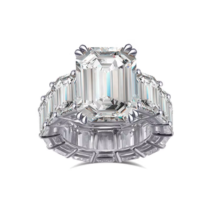 Bague de fiançailles en diamant de laboratoire taille émeraude platine 1 carat avec pierres latérales baguette, plaqué or 18 carats, bijoux unisexes tendance - Product Image 1