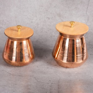 Termo de Cobre Hecho a Mano con Tapa de Vacío - Termo Portátil para Viajes y Uso en Exteriores - Aislamiento Térmico de 6-12 Horas 350ml - Empaque en Caja de Regalo - Product Image 1