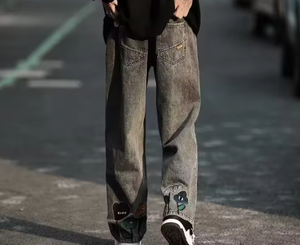 Pantalones de pana para hombre, corte holgado, cintura natural, cierre de botones, transpirables, para todas las estaciones, estilo streetwear gris, con bolsillos, corte recto y holgado - Product Image 3