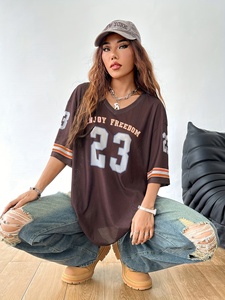 เสื้อยืดสไตล์ Y2K สำหรับผู้หญิง ไซส์พลัส สวมใส่สบาย ระบายอากาศได้ดี เป็นมิตรกับสิ่งแวดล้อม แห้งเร็ว เหมาะสำหรับเล่นกีฬา ขายส่ง รับผลิตตามแบบ สั่งทำได้ทุกขนาด - Product Image 2