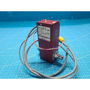 Débitmètre numérique HORIBA STEC SEF-8240SL-UC-VM01 d'occasion – Pièces détachées d'équipement semi-conducteur ancien - Product Image 4