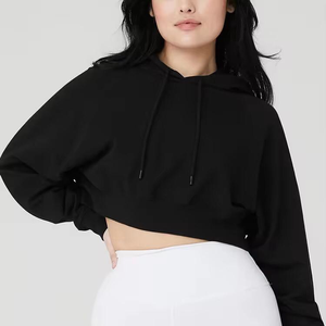 Vente en gros de sweats à capuche courts pour femmes, personnalisables avec logo, en polaire à manches longues, style streetwear - Product Image 1