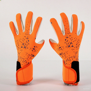 Guantes de Portero de Fútbol de Cuero de Alta Calidad Qiqiang para Adultos, Guantes de Entrenamiento y Partido Reforzados - Product Image 1