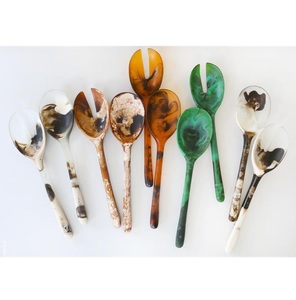 Servidor de ensalada de resina multicolor, cucharas multifuncionales estilo ángel para uso en el hogar, cocina y fiestas, diferentes colores. - Product Image 1