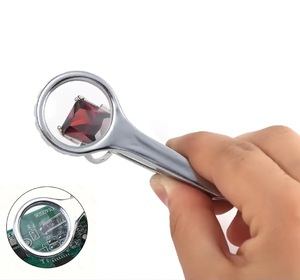 Pinzas Inclinadas de Acero Inoxidable con Lupa para Cejas y Depilación Precisa, Pinza para Extraer Espolones de Cejas con Lupa - Product Image 6
