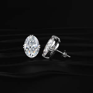 ต่างหูมอสซาไนต์ทรงรี 10 กะรัต น้ำหนักรวม 10 กะรัต สีใส VVS ทอง 14K 5 กะรัต แบบโซลิแทร์ ตัวเรือนแบบตะขอเกลียว งานแฮนด์เมด ของขวัญสำหรับเธอ - Product Image 3