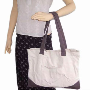 Bolsa de Mano Promocional de Lona Ecológica de Dos Colores con Logotipo Personalizado para Mujer, Reutilizable, al Por Mayor, al Mejor Precio, con Asa Marrón de 50 cm - Product Image 5