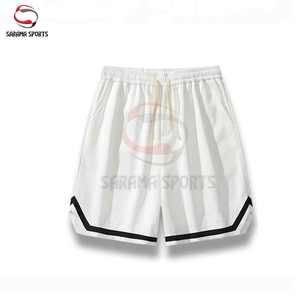 กางเกงบาสเก็ตบอลตาข่ายโพลีเอสเตอร์ทรงครอปพิมพ์ลายโลโก้แบบซับลิเมชั่นสำหรับผู้ชาย - Product Image 2