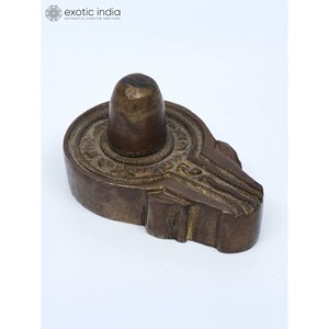 Petite statue en laiton Shiva Lingam de 2 pouces Sculpture élégante du symbole sacré de Shiva - Product Image 2