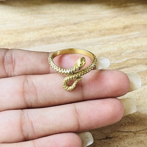 Nouvelle Arrivée Bague Serpent Bohème en Laiton pour Femme, Finition Laiton Antique, Bijou Serpent Punk Tendance, Vente en Gros/OEM/ODM - Product Image 2